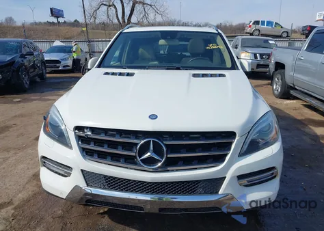 2013 Mercedes-Benz Ml 350 4Matic z USA, uszkodzony, nr VIN 4JGDA5HB9DA200176